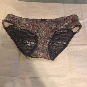 3 pairs ! Victoria Secret / Pink undies